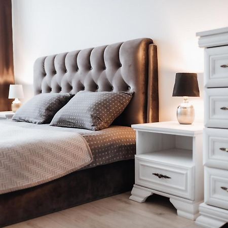 Luxury Apartments In City Center, Siauliai Eksteriør bilde