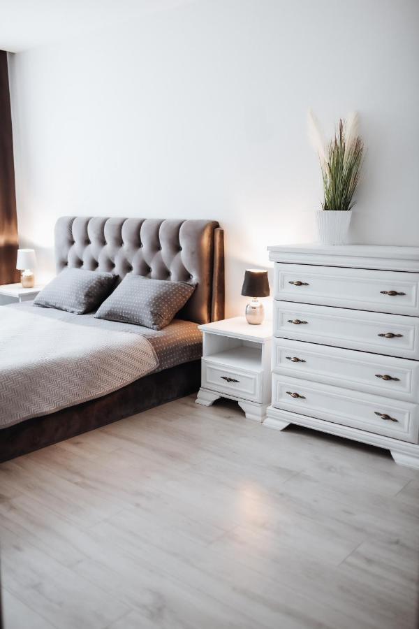 Luxury Apartments In City Center, Siauliai Eksteriør bilde